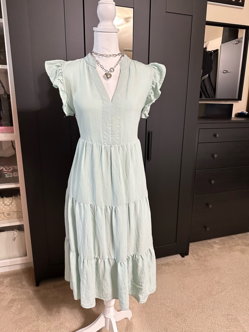 Entro Ruffle Flutter Sleeve Midi Dress S